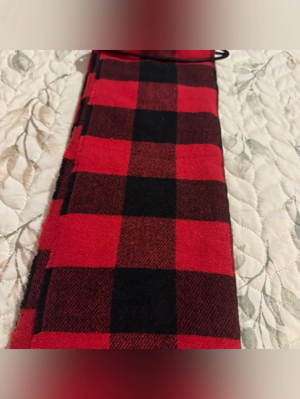 Eddie Bauer Red & Black Buffalo Plaid Fringed ScarfNew With Tags (NWT)